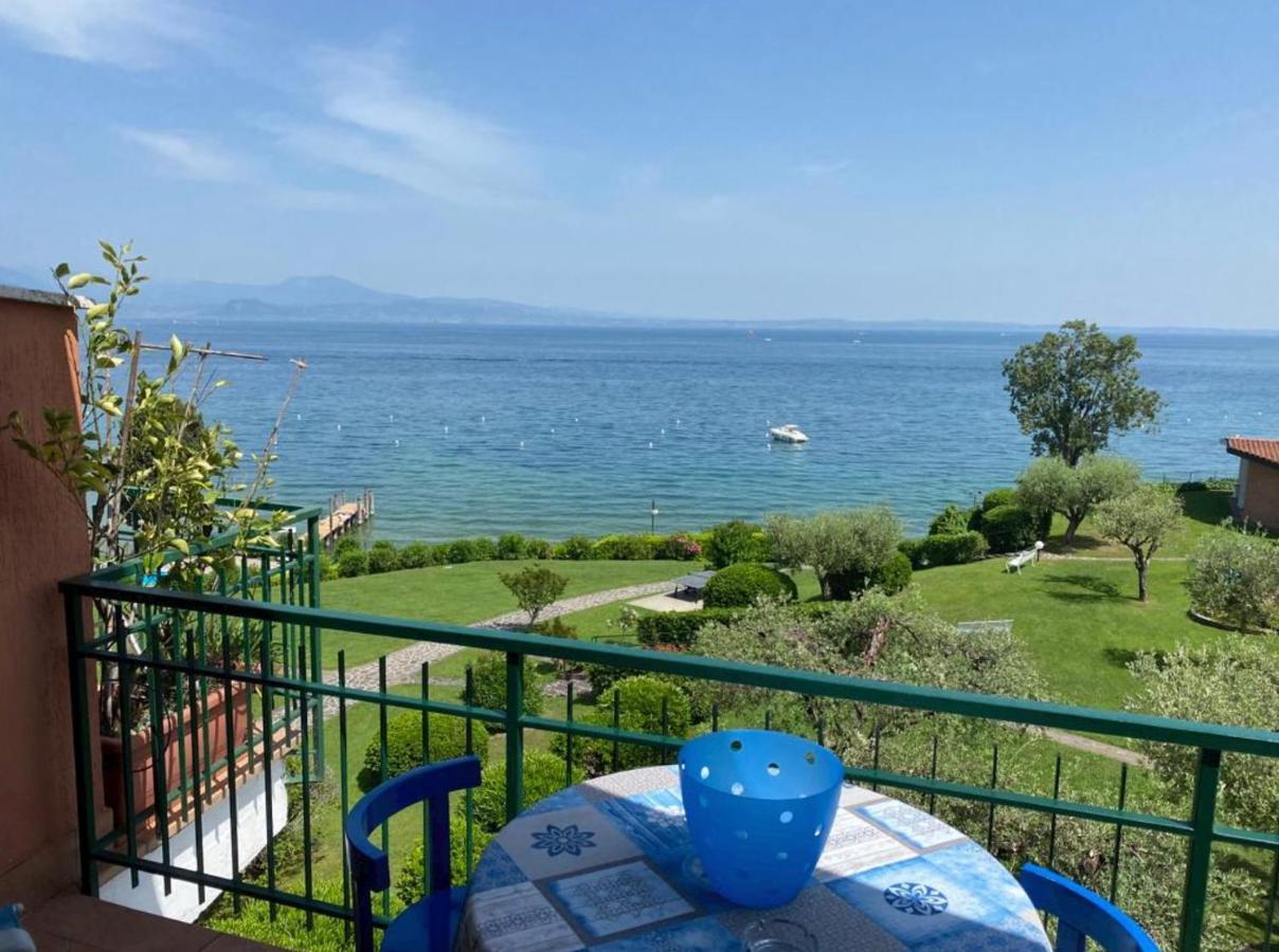 Front Lake Amazing View 마네르바 델 가르다 외부 사진